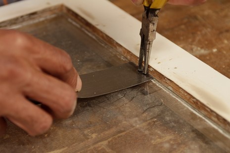 remove old window glazing points